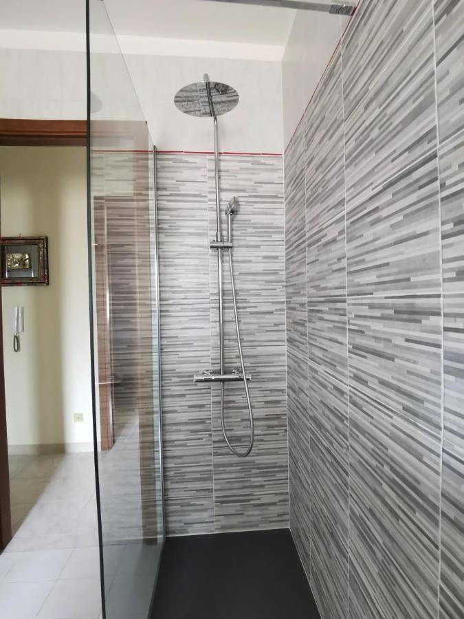 Lorenzo Guest Suite With Free Private Parking-- Cantieri Culturali Palermo Dış mekan fotoğraf