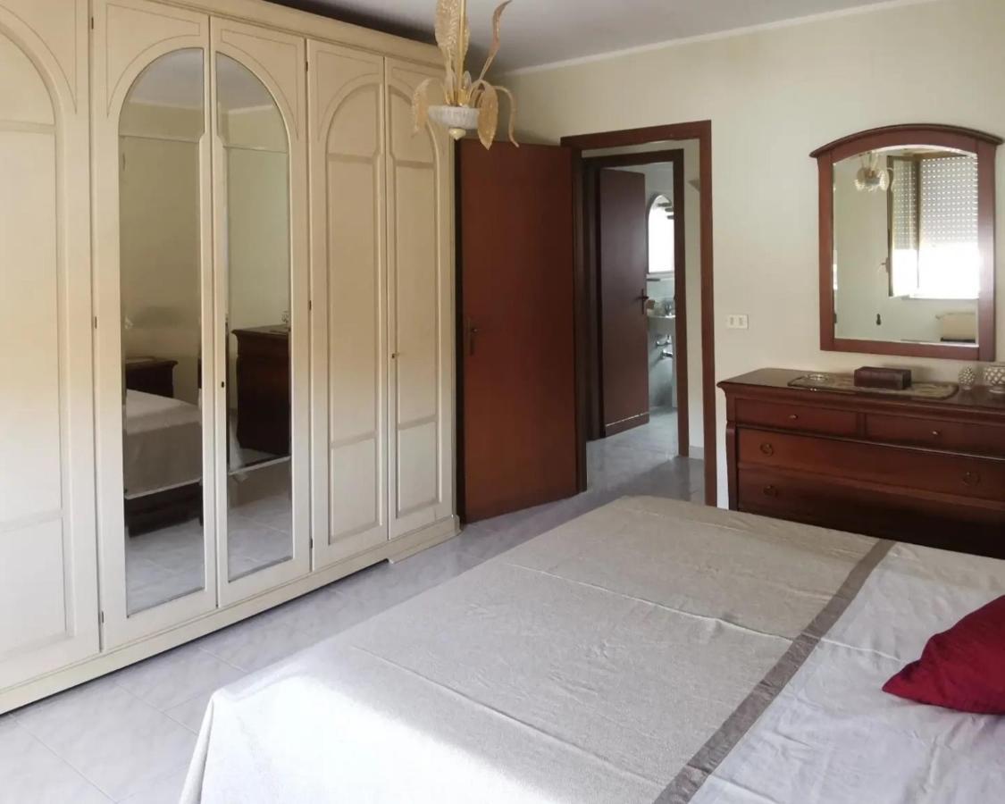 Lorenzo Guest Suite With Free Private Parking-- Cantieri Culturali Palermo Dış mekan fotoğraf