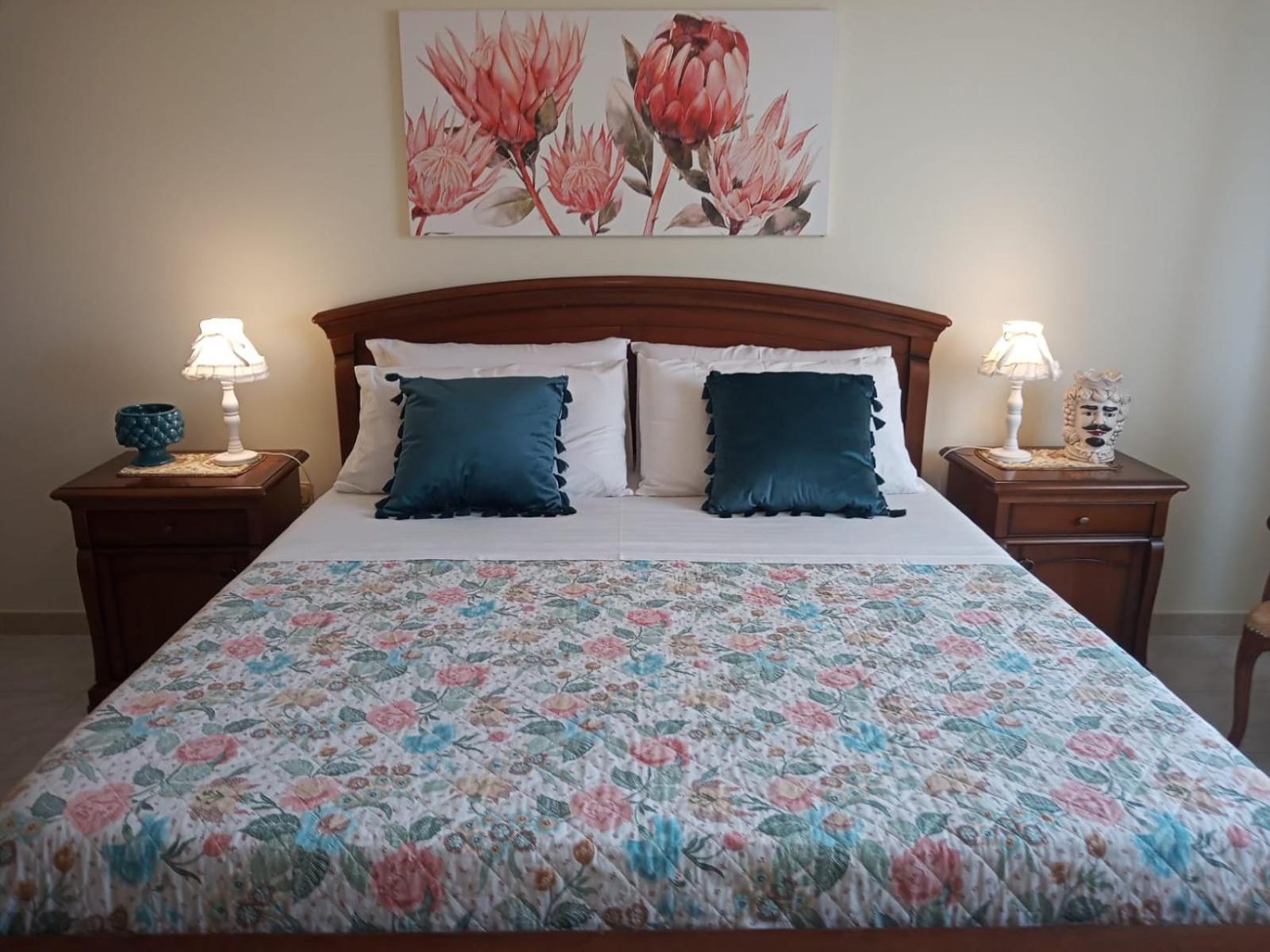 Lorenzo Guest Suite With Free Private Parking-- Cantieri Culturali Palermo Dış mekan fotoğraf